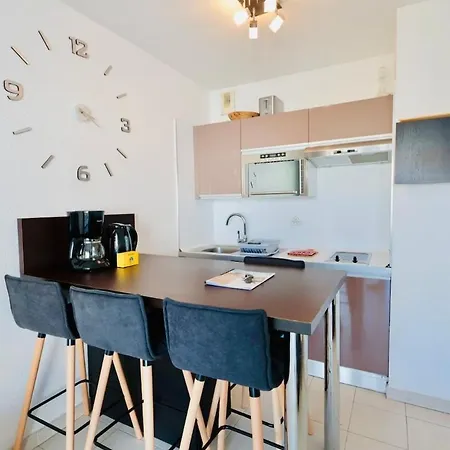 Апартаменты Les Pins - 4 Per - Parc Exflora - Pool Антиб