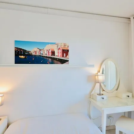 Appartement Les Pins - 4 Per - Parc Exflora - Pool Antibes